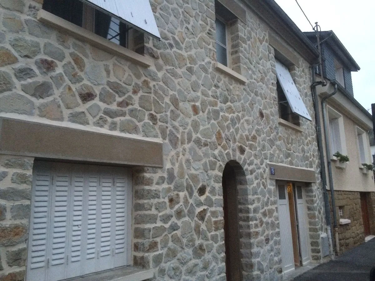 Joints à la chauxRennes-Ravalement