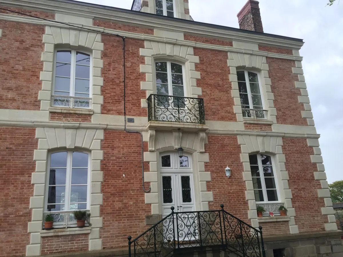 Joints à la chauxRennes-Ravalement
