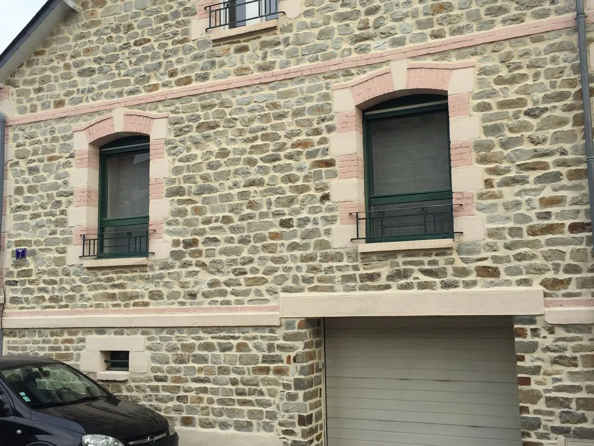 Joints à la chauxRennes-Ravalement