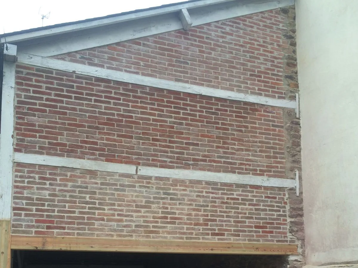 Joints à la chauxRennes-Ravalement